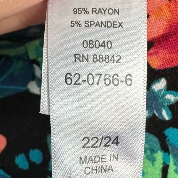 Swimsuits For All Hawaiian Floral Strappy Swimsuit Cover Up - Picture 7 of 8